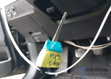 2006 Scion Tc из США, поврежденный, VIN JTKDE177660118079